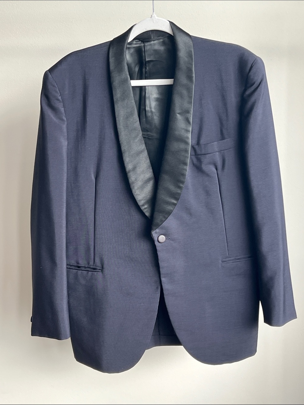Vintage Navy Shawl Collar Dinner Jacket (1970)